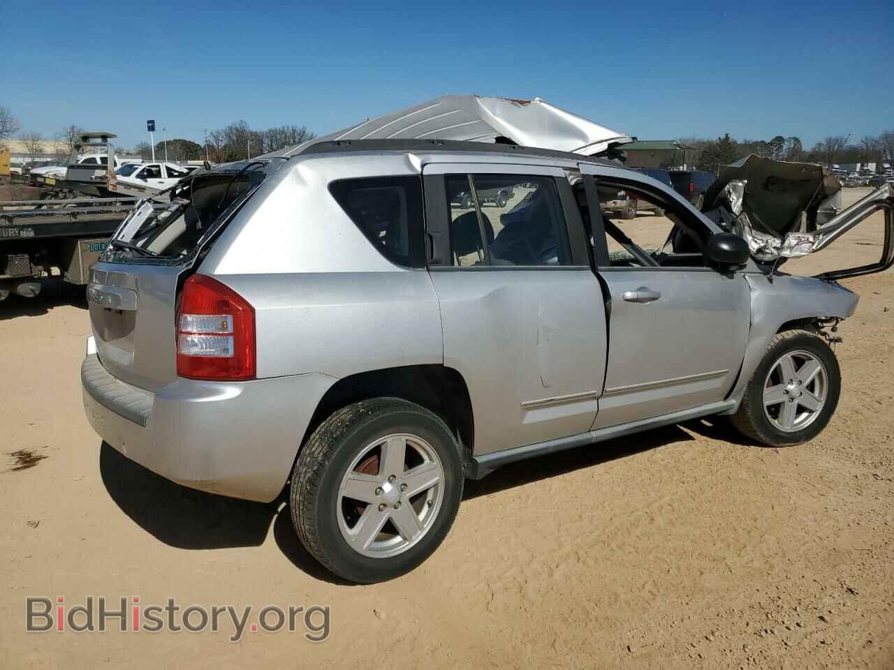 2010 JEEP COMPASS - VIN: 1J4NT4FB8AD589705 - Фото 3