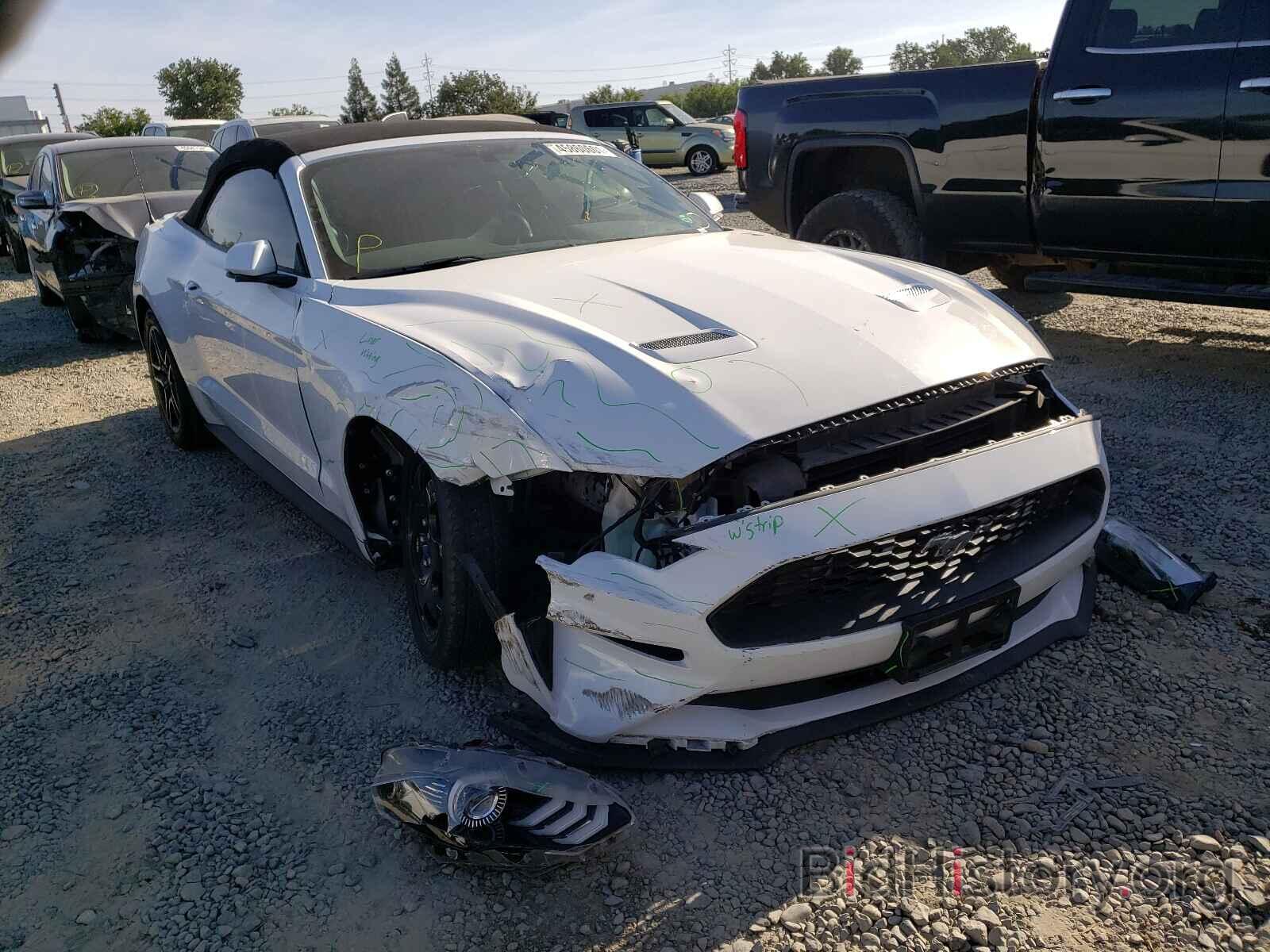 Photo 1FATP8UH3J5155210 - FORD MUSTANG 2018
