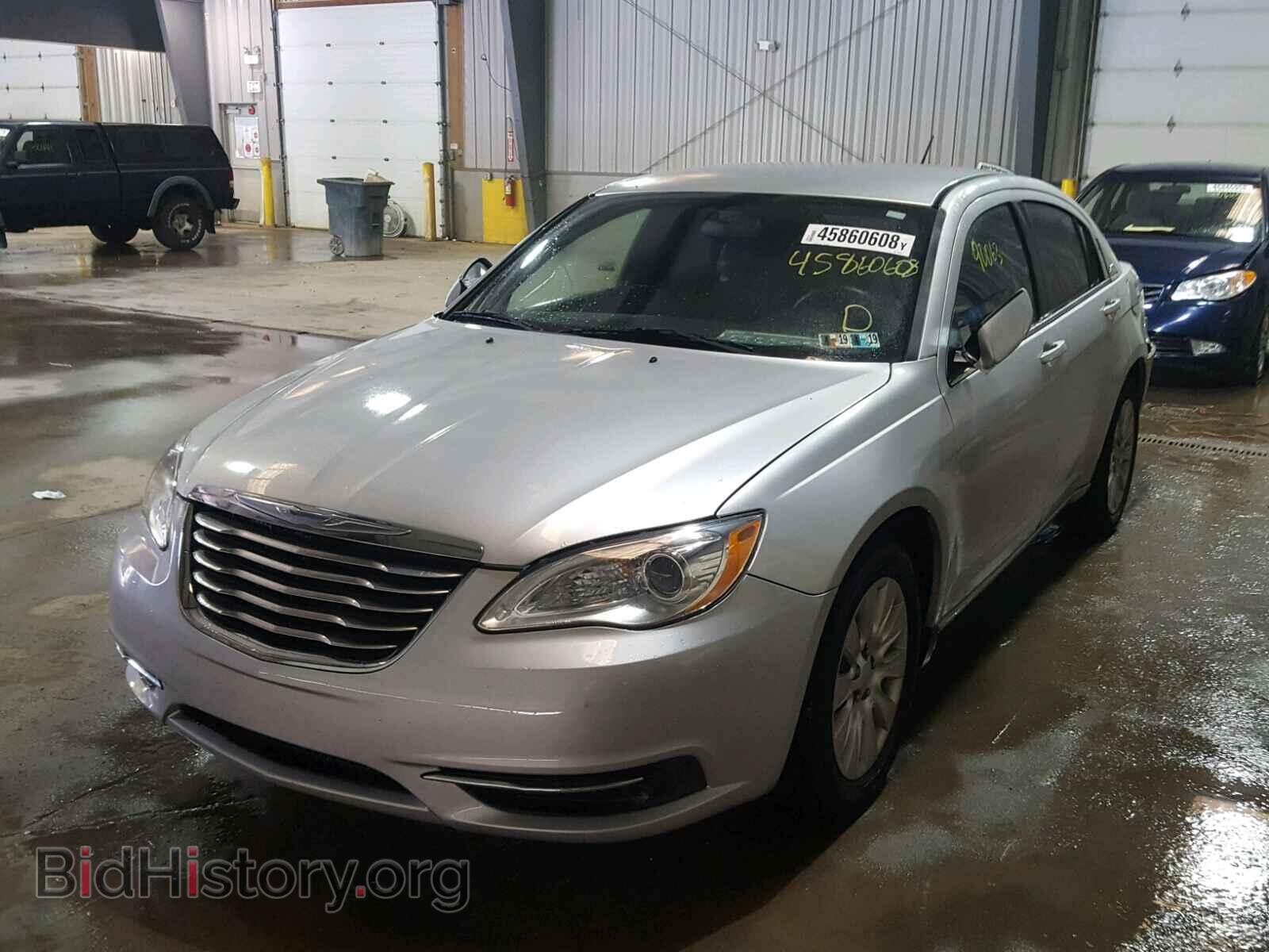 2011 CHRYSLER 200 - VIN: 1C3BC4FBXBN539493 - Фото 2