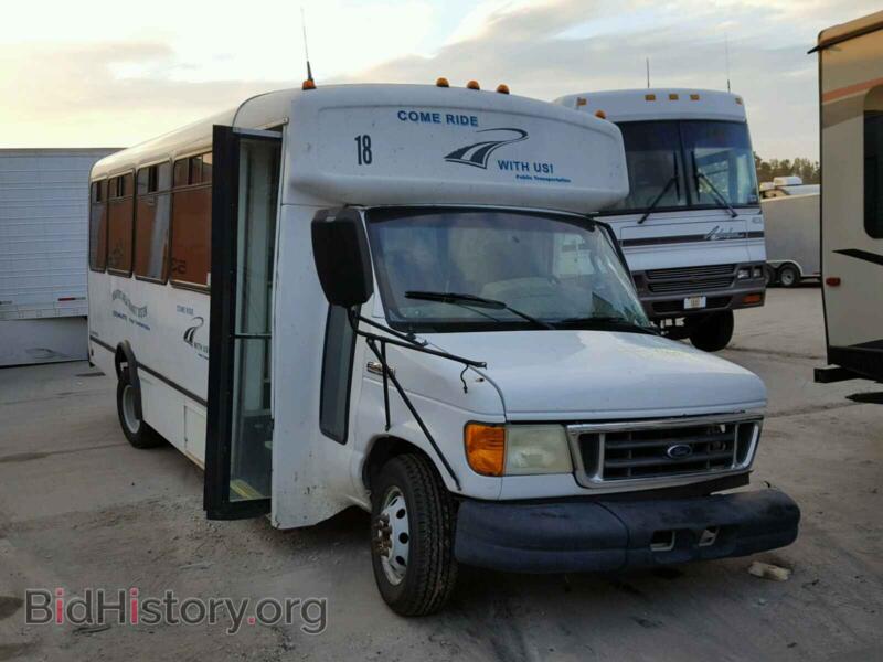 2006 Ford ECONOLINE (VIN 1FDXE45PX6HB14378) — photo 1 of 10, Copart, damage: all over