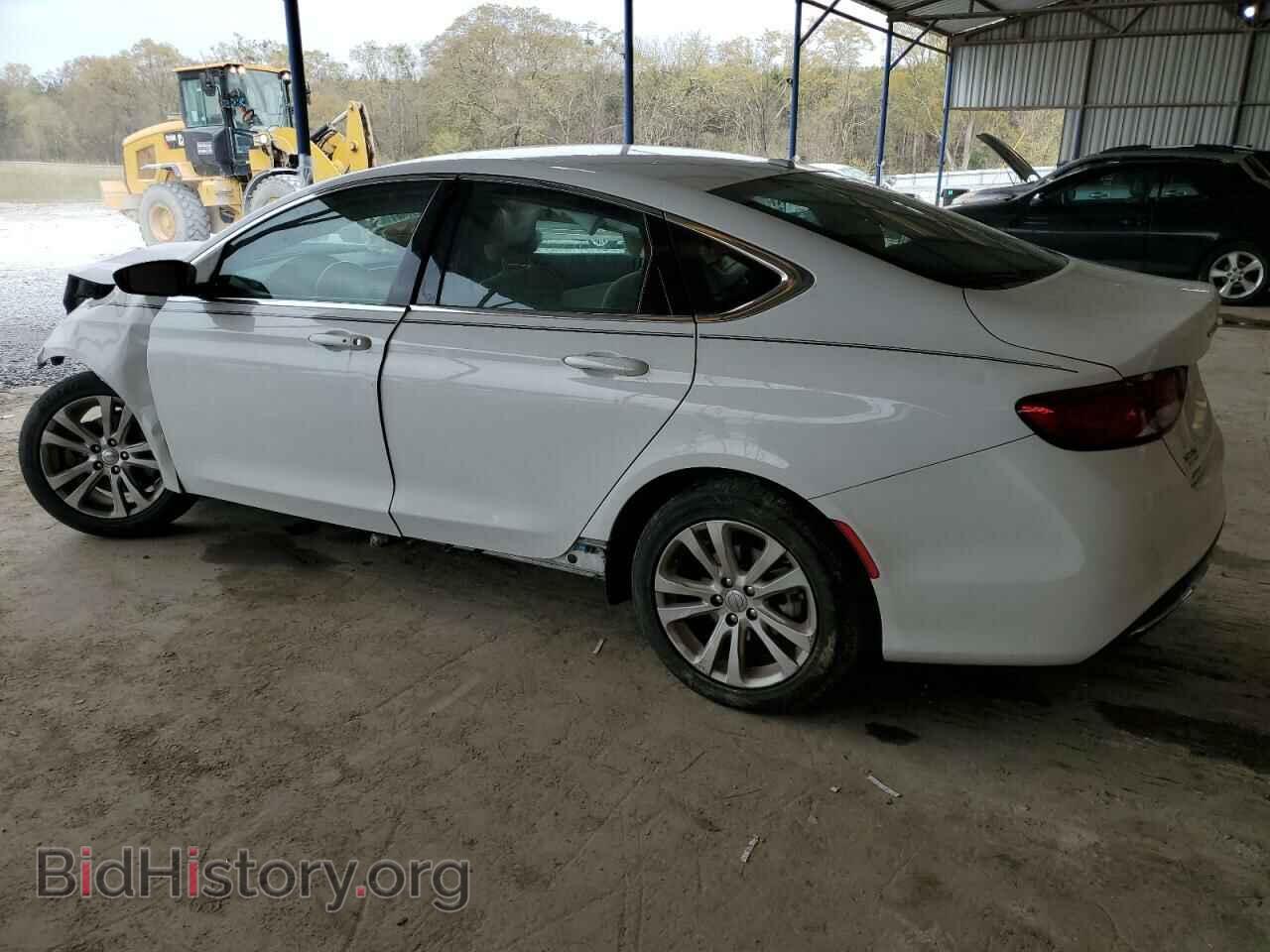 2016 CHRYSLER 200 - VIN: 1C3CCCAB1GN135981 - Фото 2