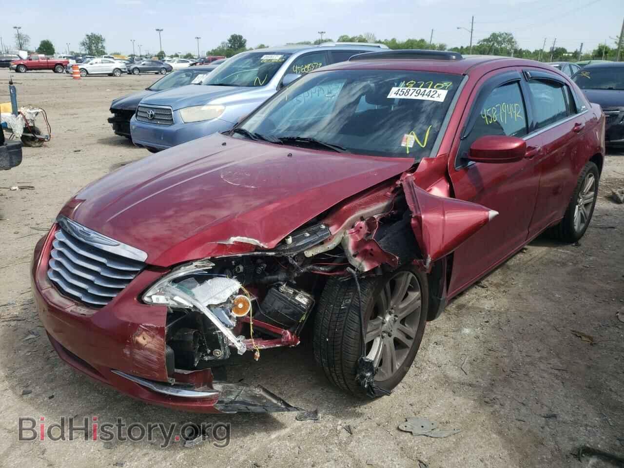 2012 CHRYSLER 200 - VIN: 1C3CCBBG1CN187707 - Фото 2
