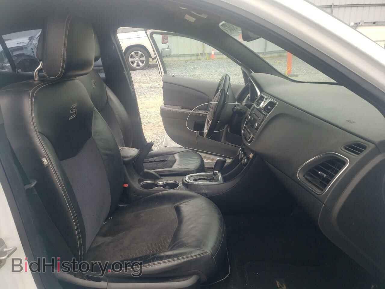 2013 CHRYSLER 200 - VIN: 1C3CCBCG7DN555520 - Фото 5