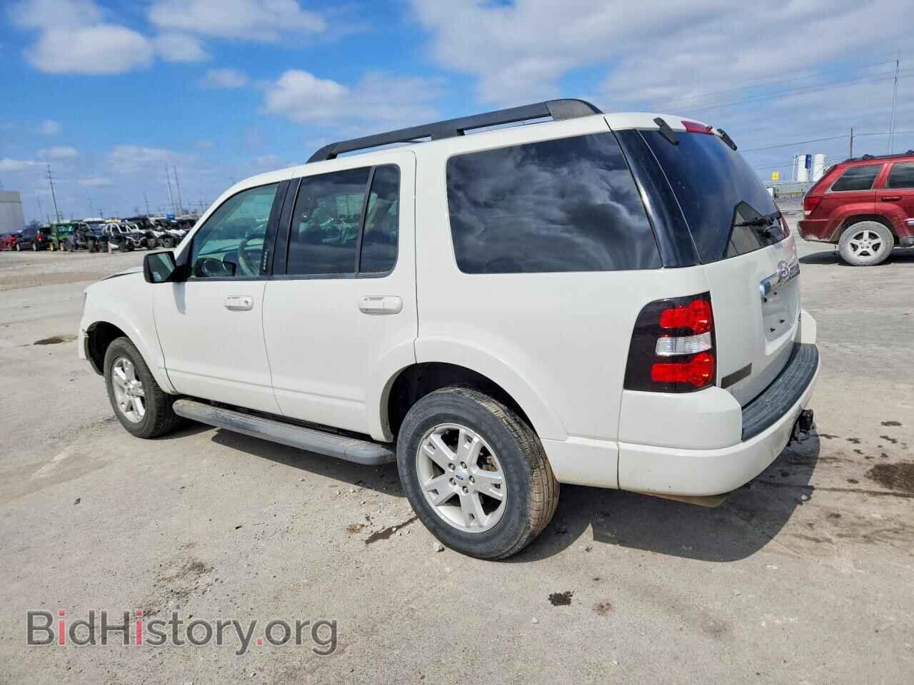 2010 FORD EXPLORER - VIN: 1FMEU7DE9AUA93597 - Photo 2