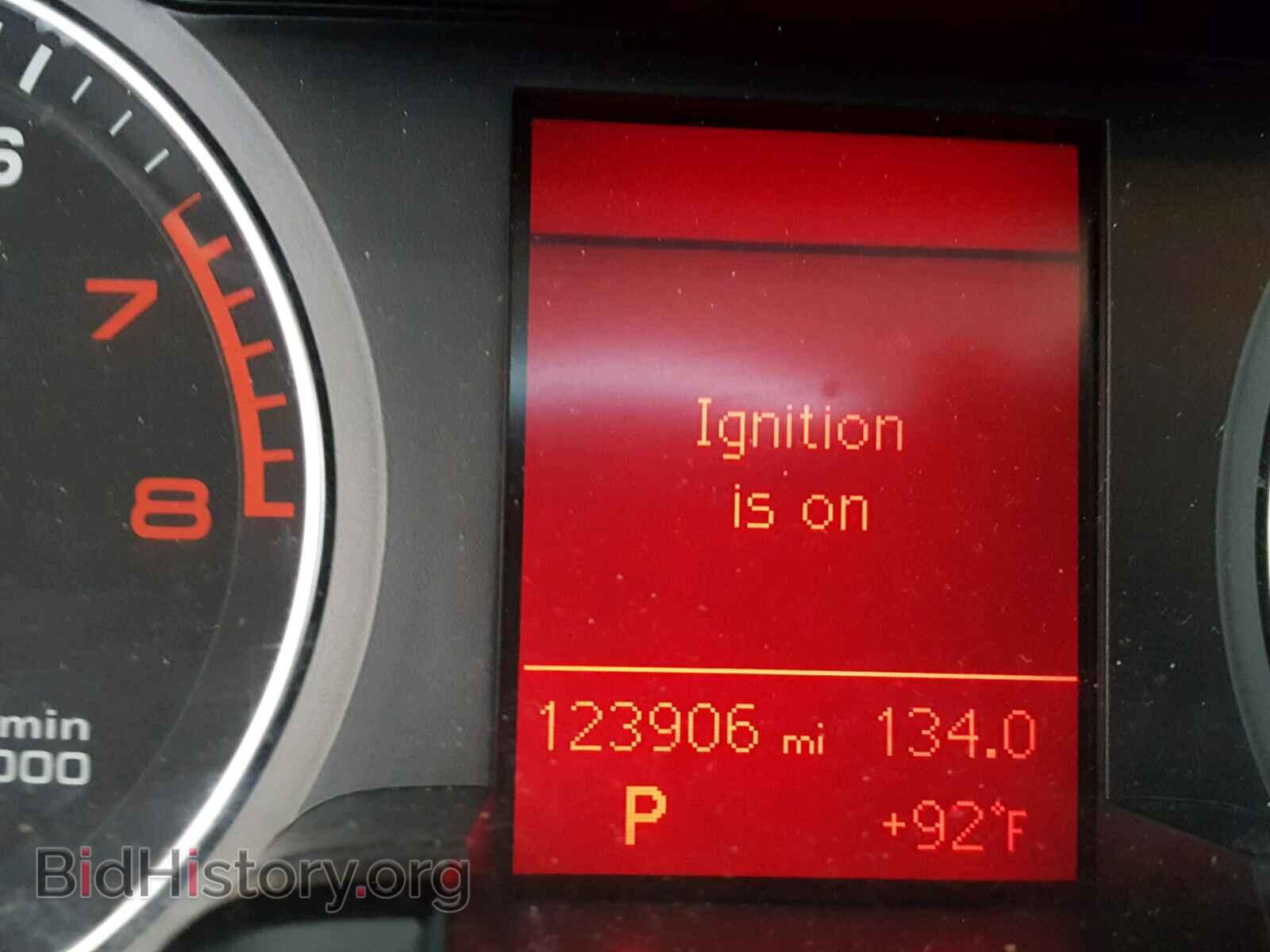 2011 AUDI A4 - VIN: WAUBFAFL0BA084698 - Фото 8