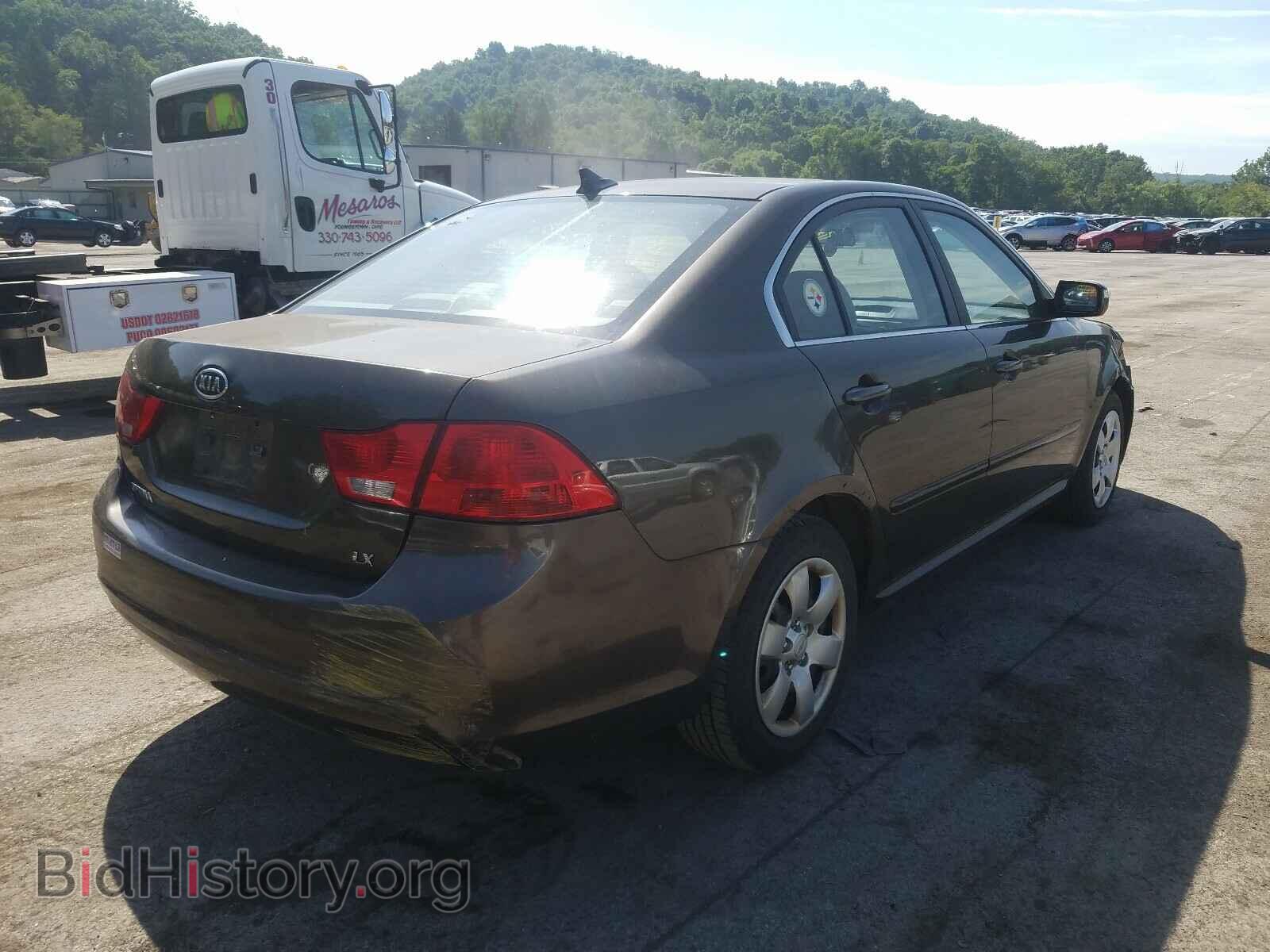 2009 KIA OPTIMA - VIN: KNAGE228195289529 - Фото 4