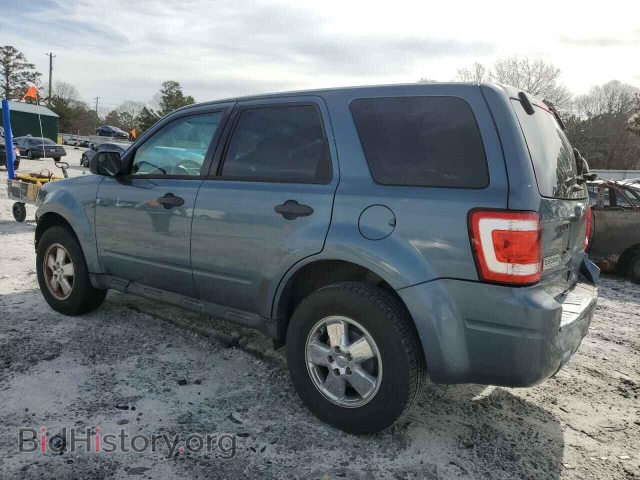 2011 FORD ESCAPE - VIN: 1FMCU0C79BKC53430 - Фото 2