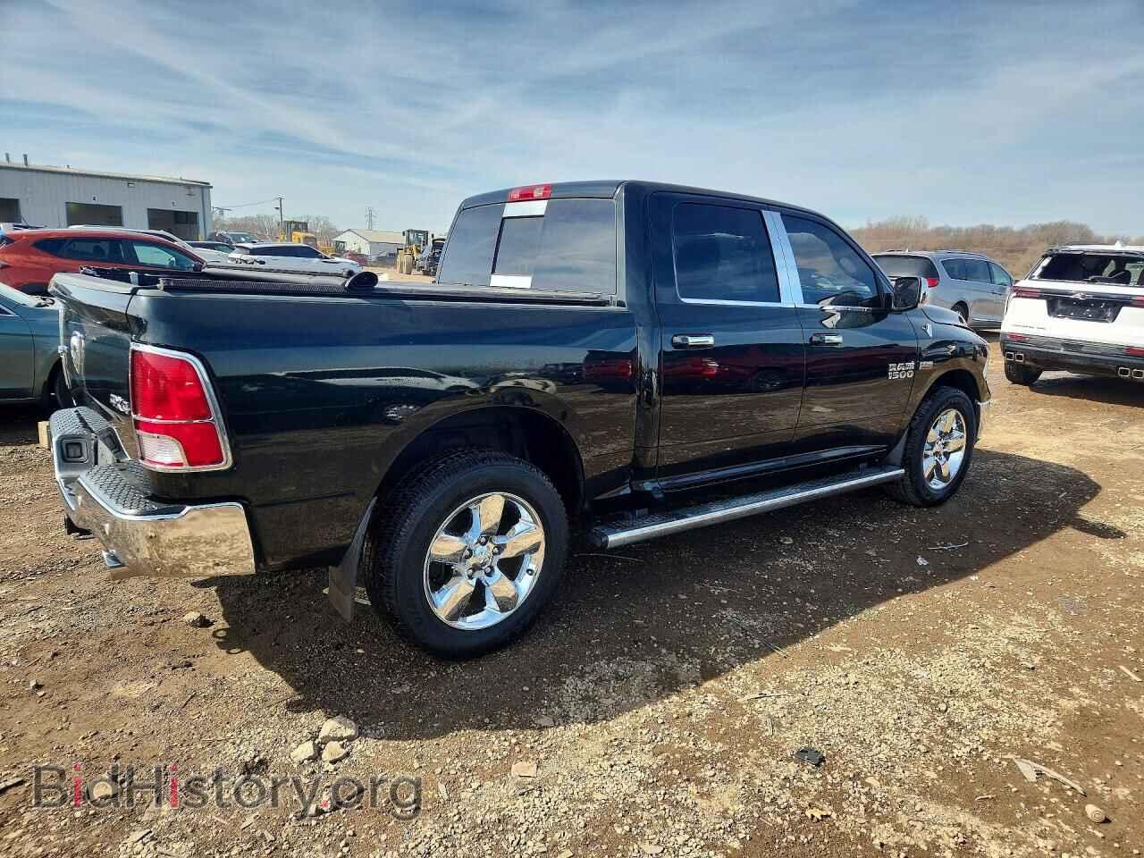 2017 RAM 1500 - VIN: 3C6RR7LTXHG704927 - Фото 3