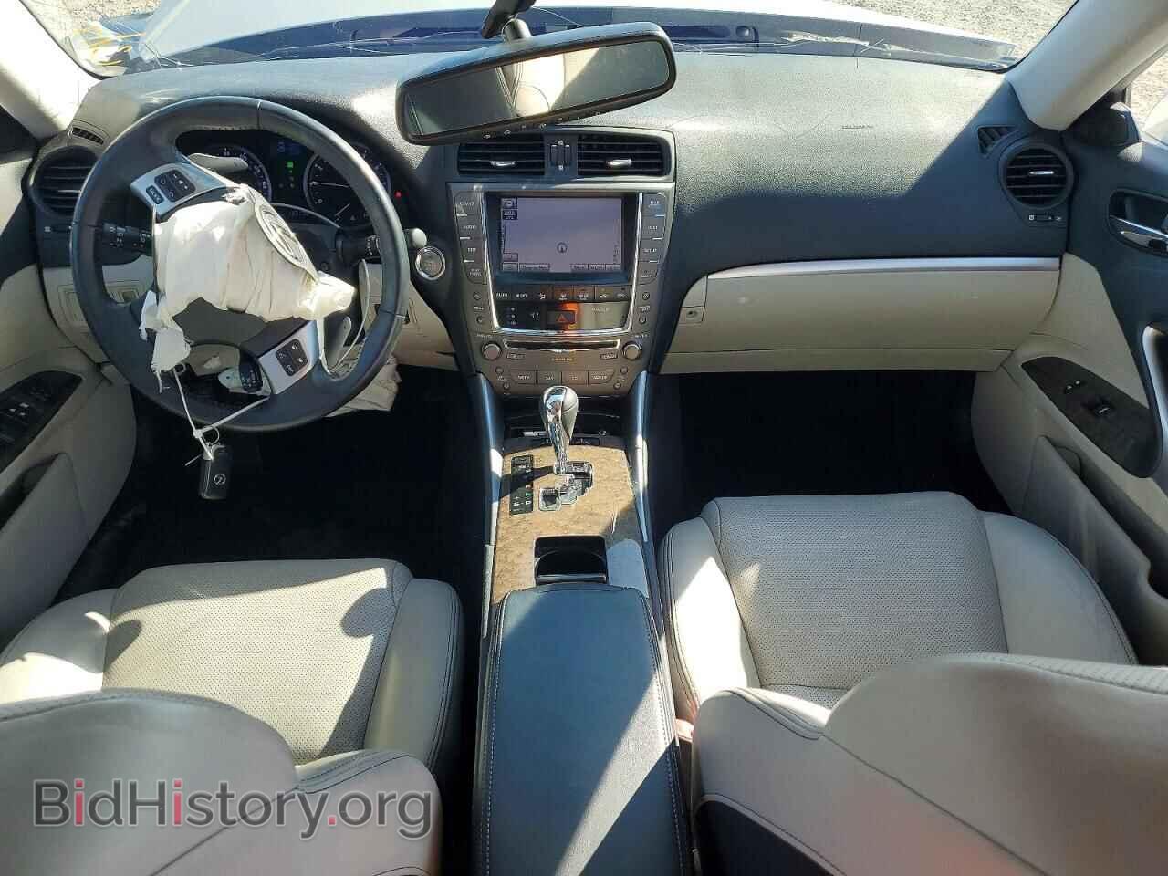 2011 LEXUS IS - VIN: JTHBF5C23B5144793 - Photo 8