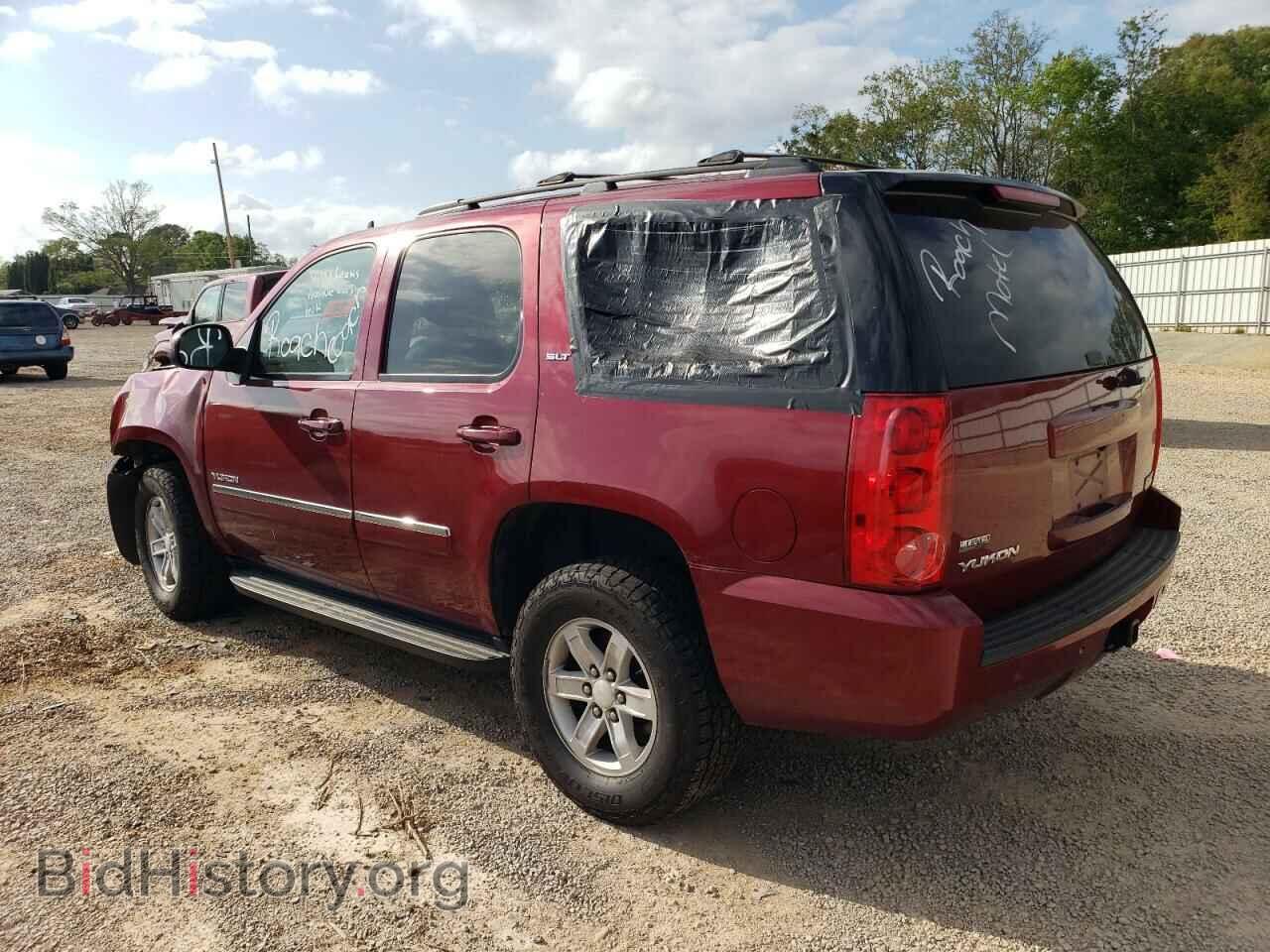 2011 GMC YUKON - VIN: 1GKS2CE01BR148612 - Фото 2