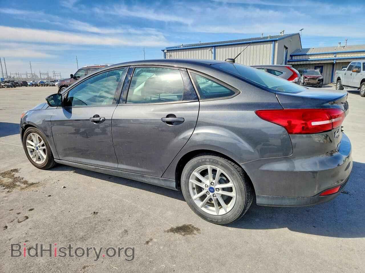 2017 FORD FOCUS - VIN: 1FADP3F2XHL202142 - Фото 2