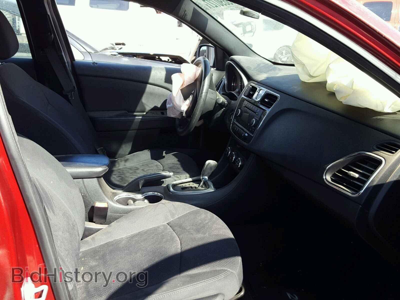 2012 CHRYSLER 200 - VIN: 1C3CCBAG7CN316468 - Фото 5