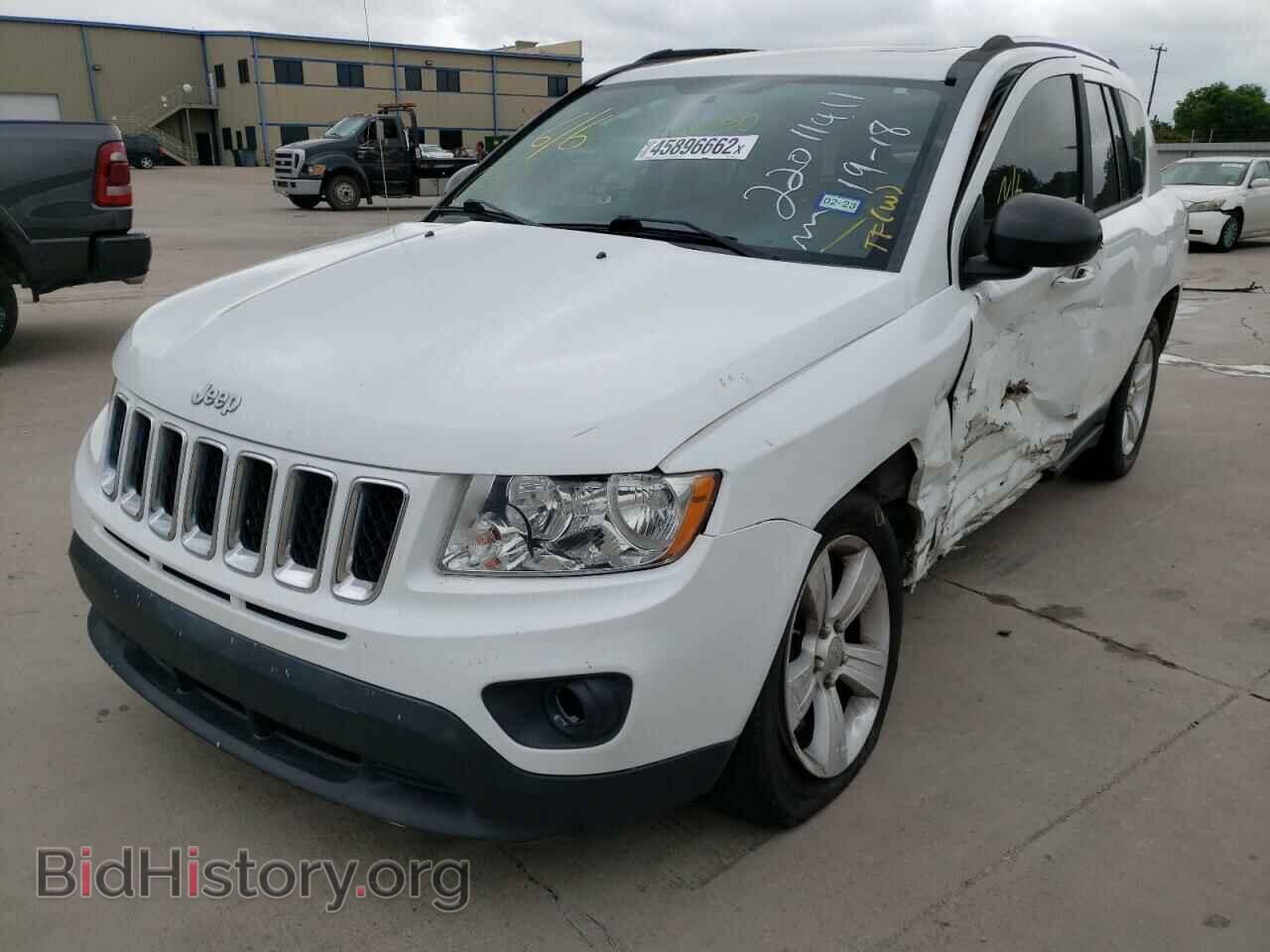2011 JEEP COMPASS - VIN: 1J4NT1FB0BD246550 - Photo 2