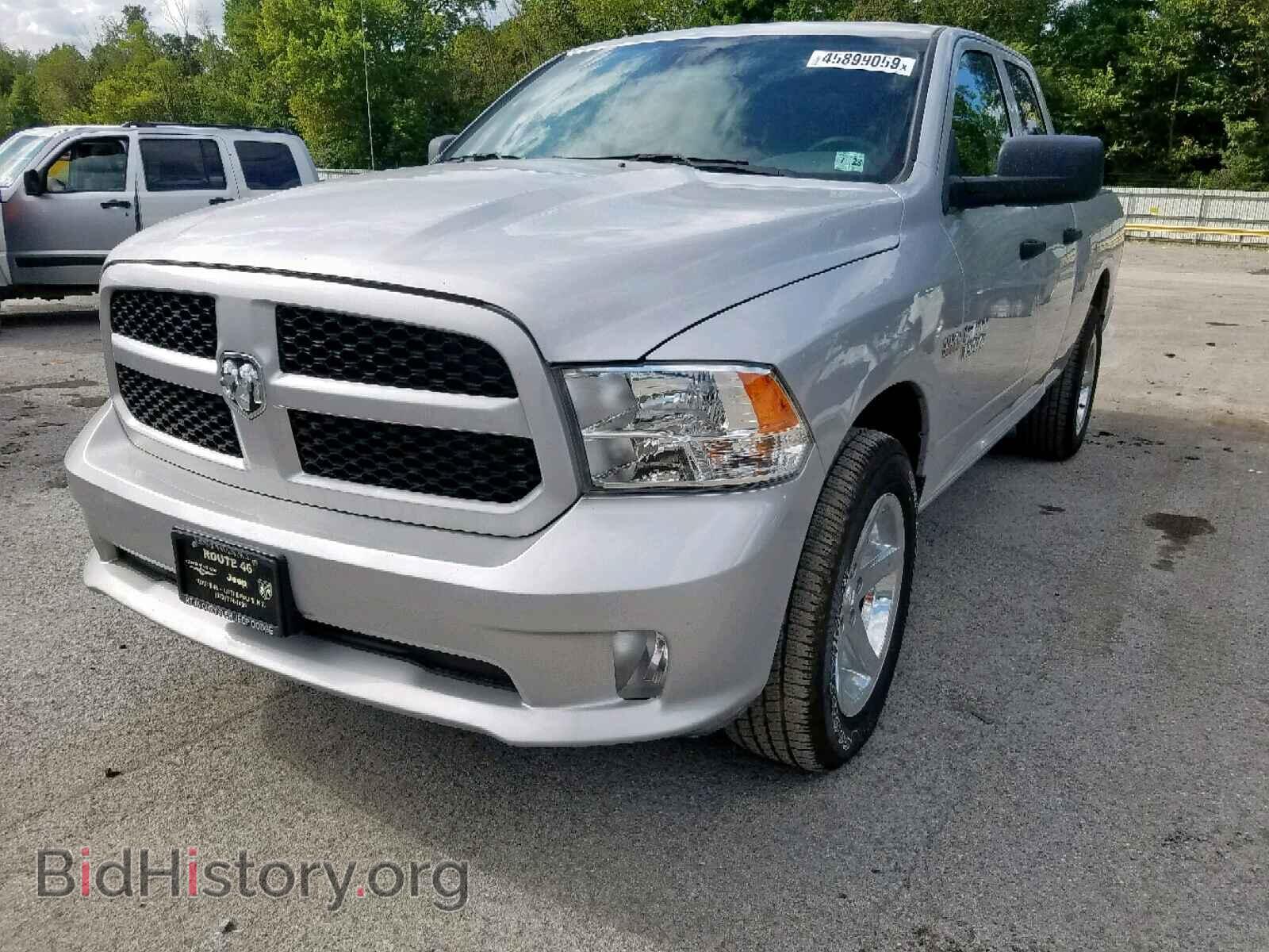 2018 RAM 1500 ST - VIN: 1C6RR7FT0JS277915 - Фото 2