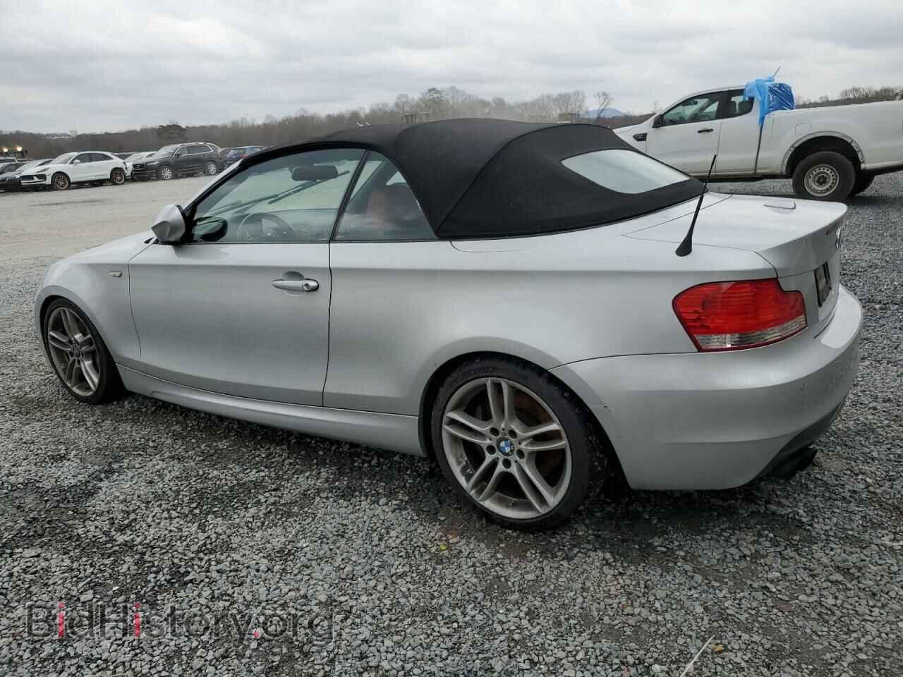 2011 BMW 1 SERIES - VIN: WBAUN7C50BVM24347 - Фото 2