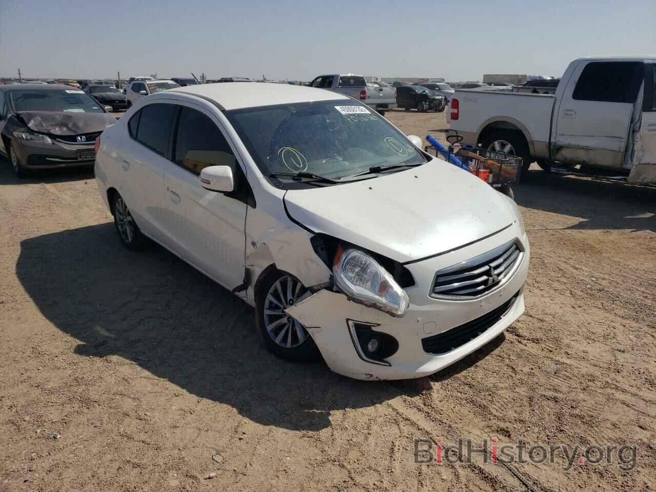 Photo ML32F4FJ7HHF06636 - MITSUBISHI MIRAGE 2017