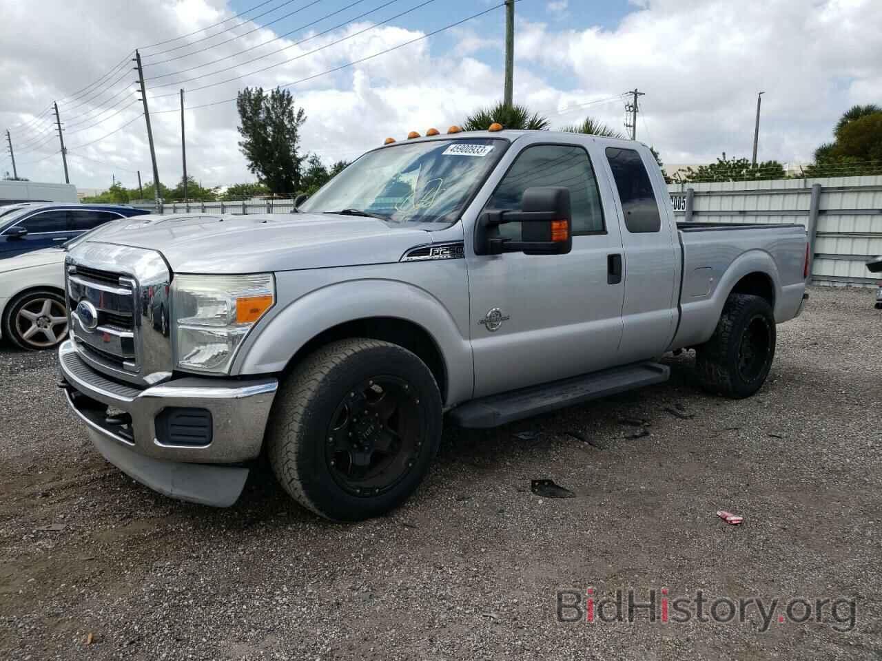 Photo 1FT7X2AT5BEC28497 - FORD F250 2011