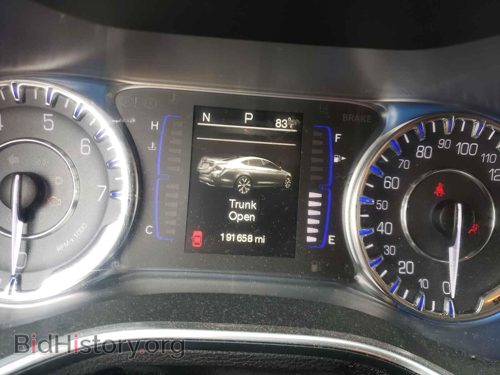 2015 CHRYSLER 200 - VIN: 1C3CCCAB1FN635184 - Фото 8