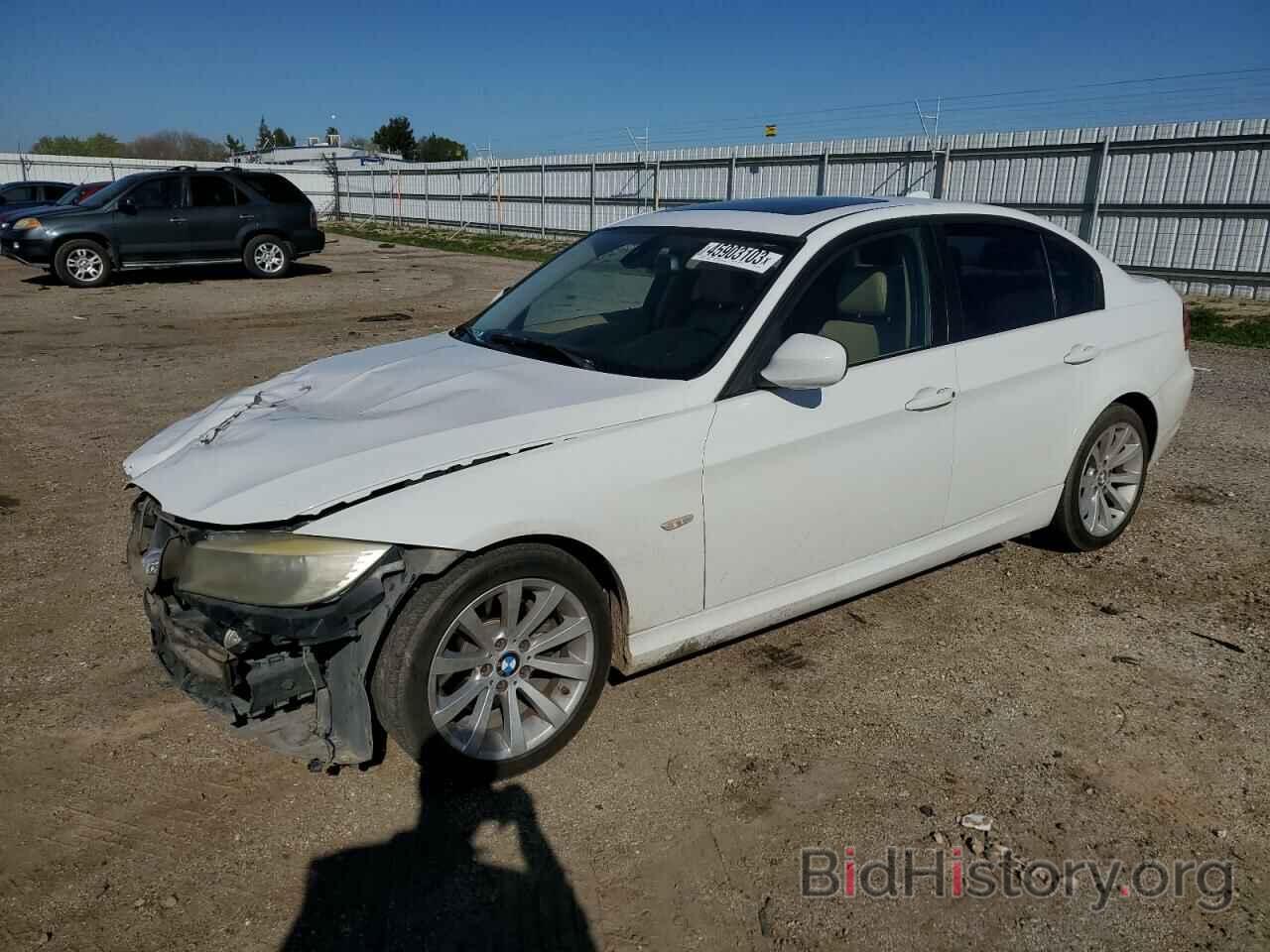 Photo WBAPH5G59BNM79169 - BMW 3 SERIES 2011