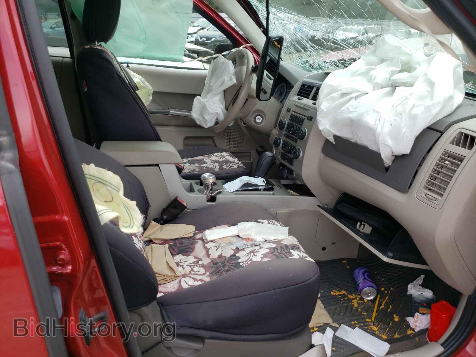 2011 FORD ESCAPE - VIN: 1FMCU0D78BKA79414 - Фото 5