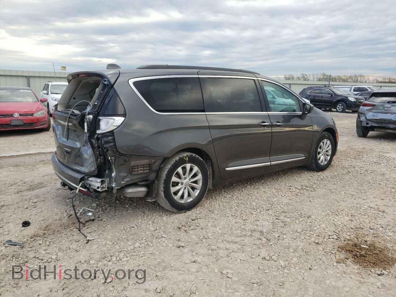 2017 CHRYSLER PACIFICA - VIN: 2C4RC1BG1HR505755 - Photo 3
