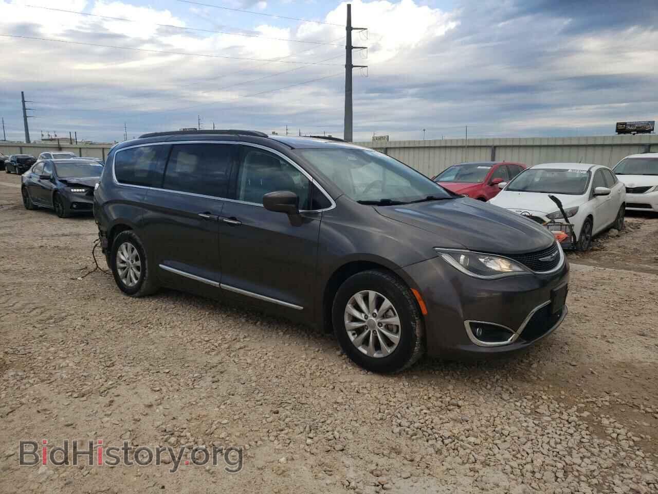 2017 CHRYSLER PACIFICA - VIN: 2C4RC1BG1HR505755 - Photo 4