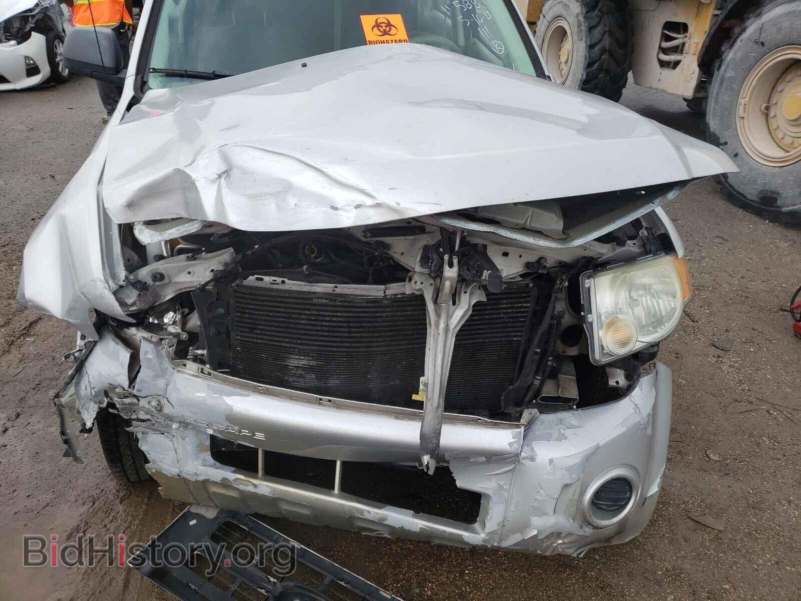 2011 FORD ESCAPE - VIN: 1FMCU0C73BKA04413 - Photo 9