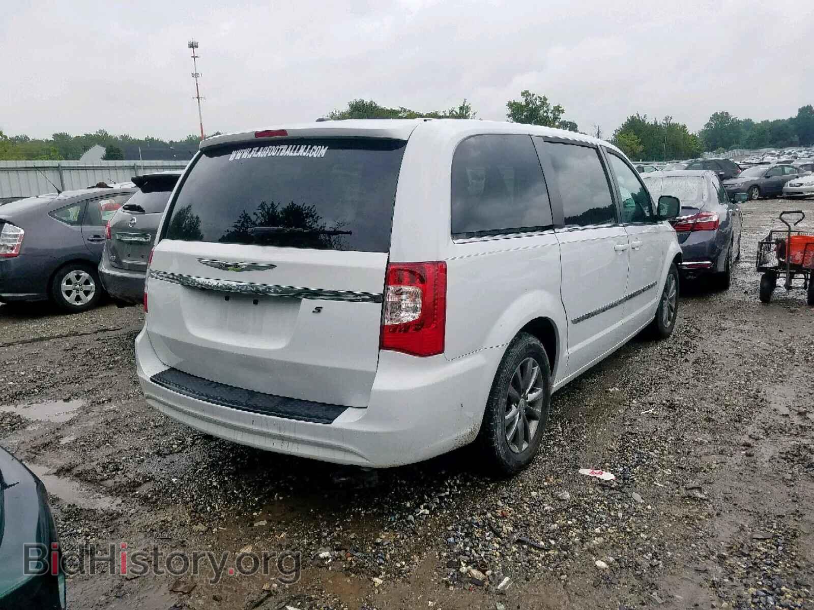 2016 CHRYSLER TOWN & COU - VIN: 2C4RC1HG5GR199374 - Фото 4