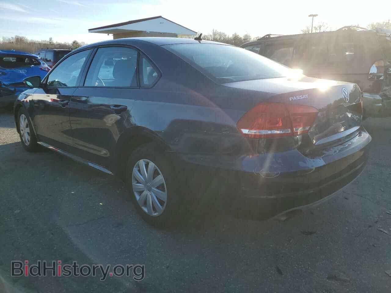 2012 VOLKSWAGEN PASSAT - VIN: 1VWAP7A34CC067041 - Фото 2
