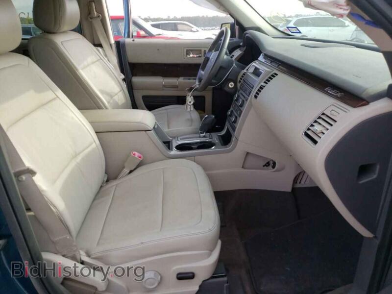 2011 Ford FLEX (VIN 2FMGK5CC3BBD36282) — фото 5 из 10