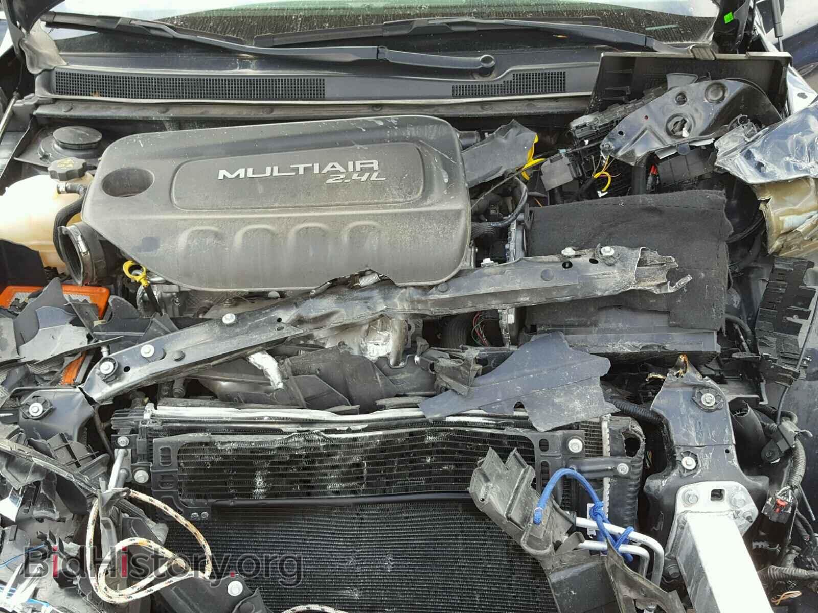 2016 CHRYSLER 200 - VIN: 1C3CCCAB8GN180075 - Фото 7