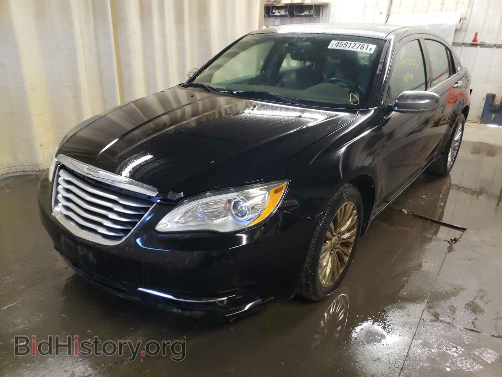 2012 CHRYSLER 200 - VIN: 1C3CCBCG8CN139832 - Фото 2