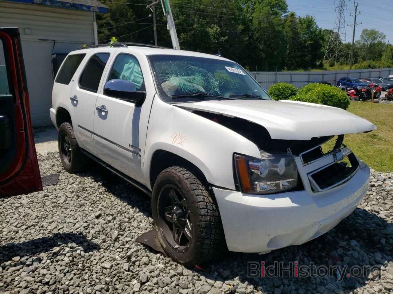 Фотография 1GNSKCE05BR249462 - CHEVROLET TAHOE 2011