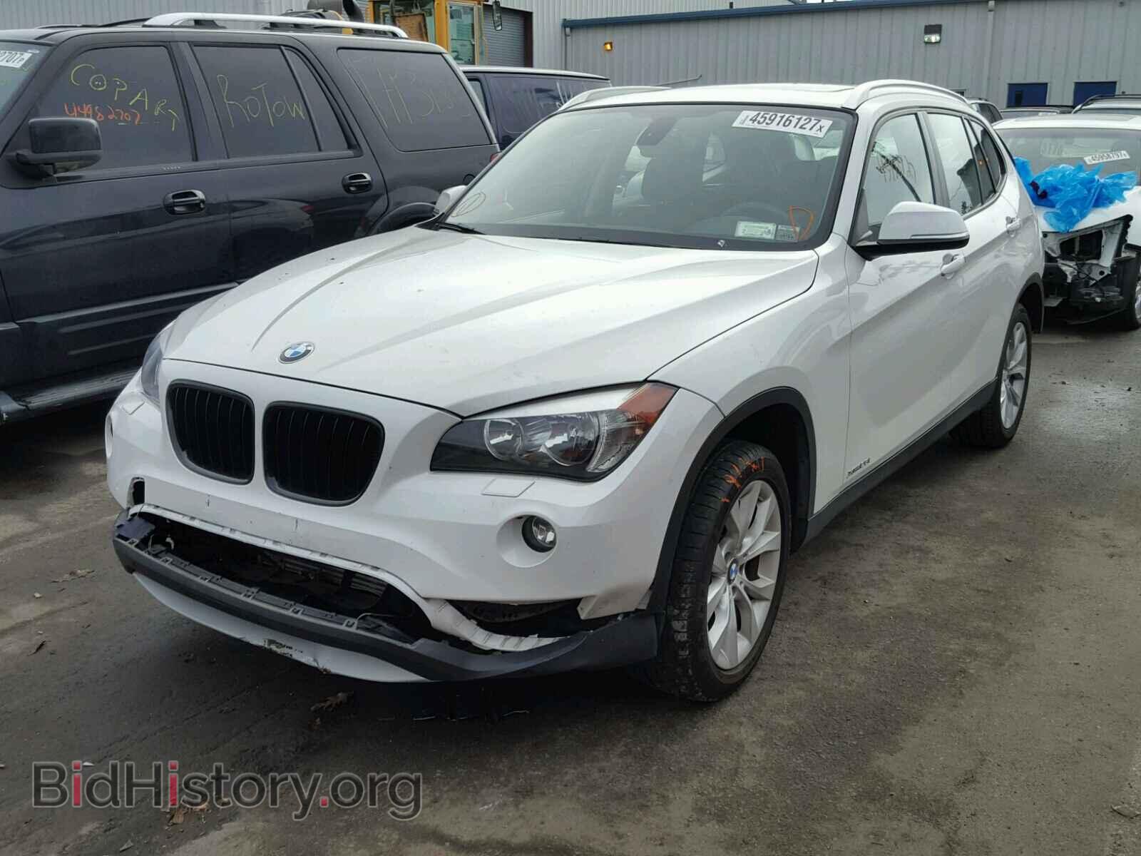 2013 BMW X1 - VIN: WBAVL1C53DVR92358 - Фото 2