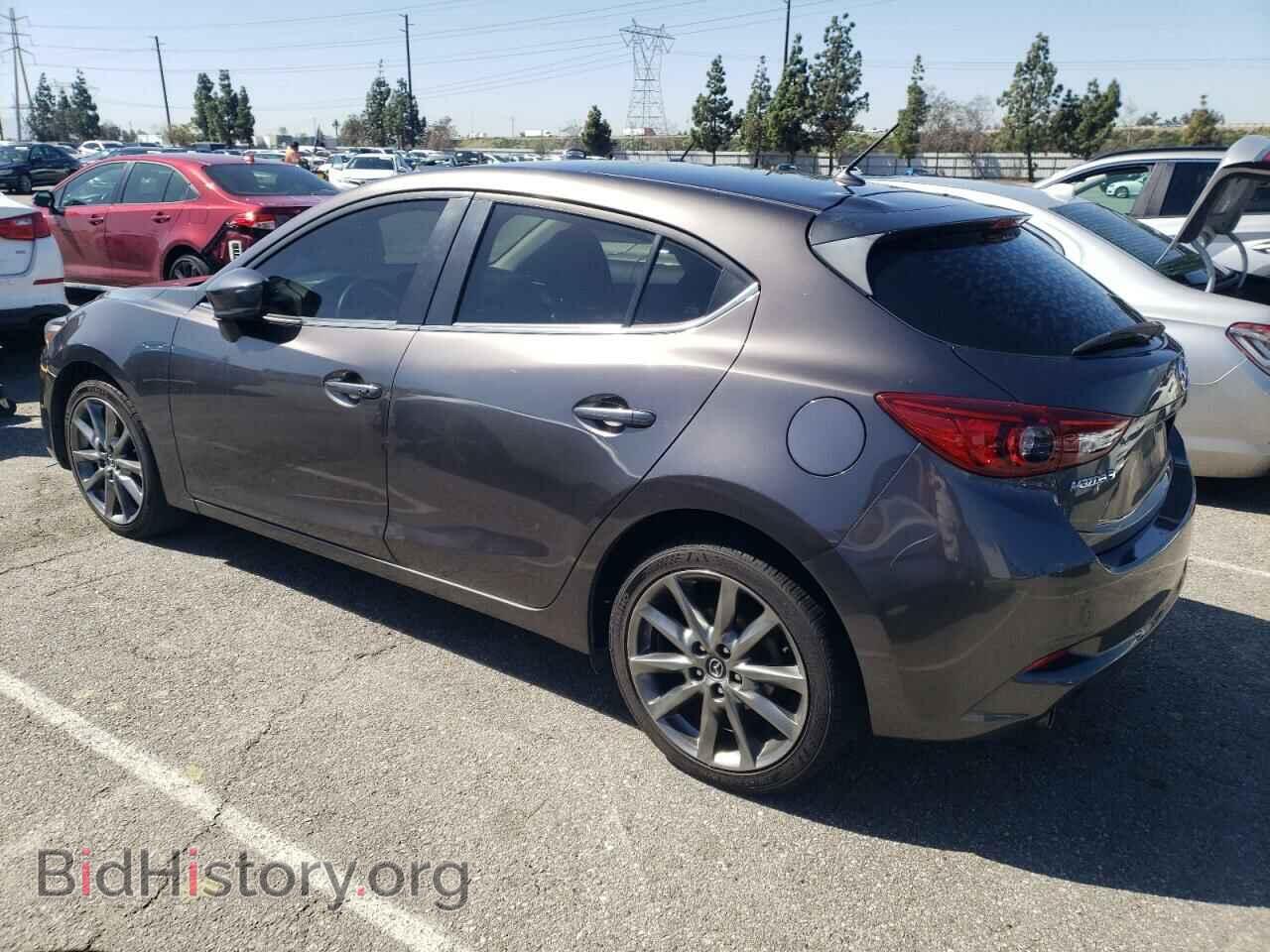 2018 MAZDA 3 - VIN: 3MZBN1L30JM192652 - Фото 2