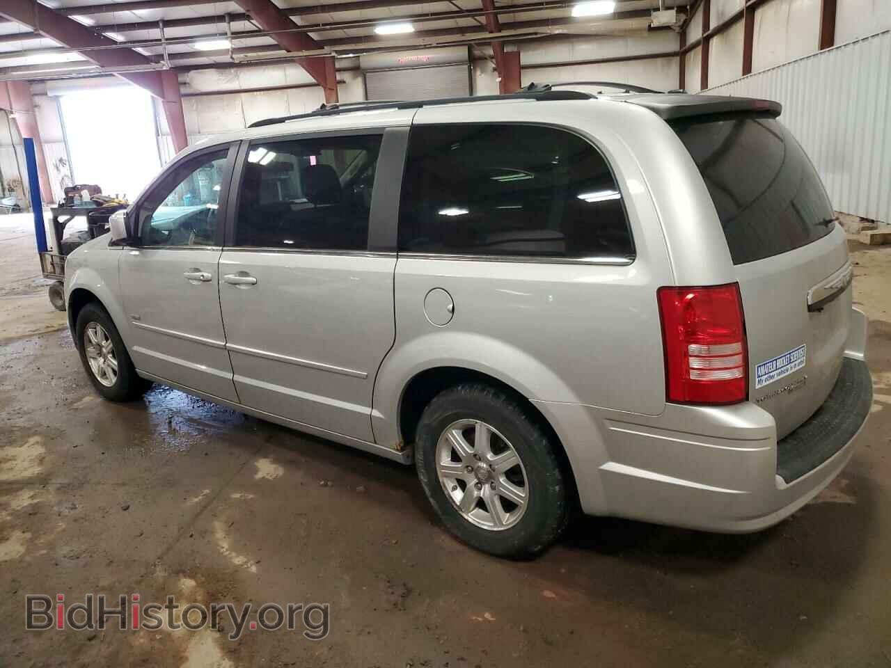 2008 CHRYSLER MINIVAN - VIN: 2A8HR54PX8R736029 - Фото 2