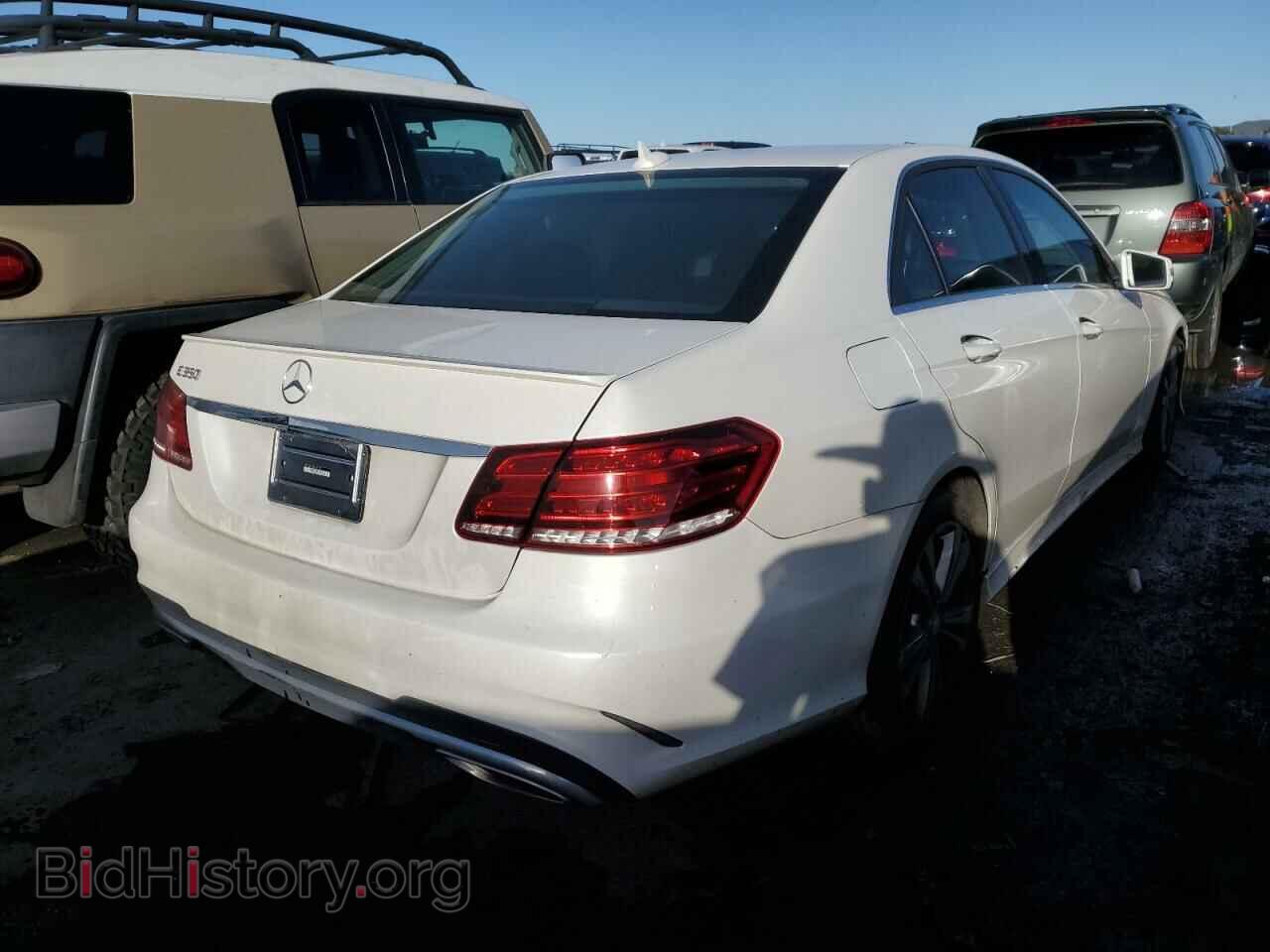 2014 MERCEDES-BENZ E-CLASS - VIN: WDDHF5KB3EA881037 - Фото 3