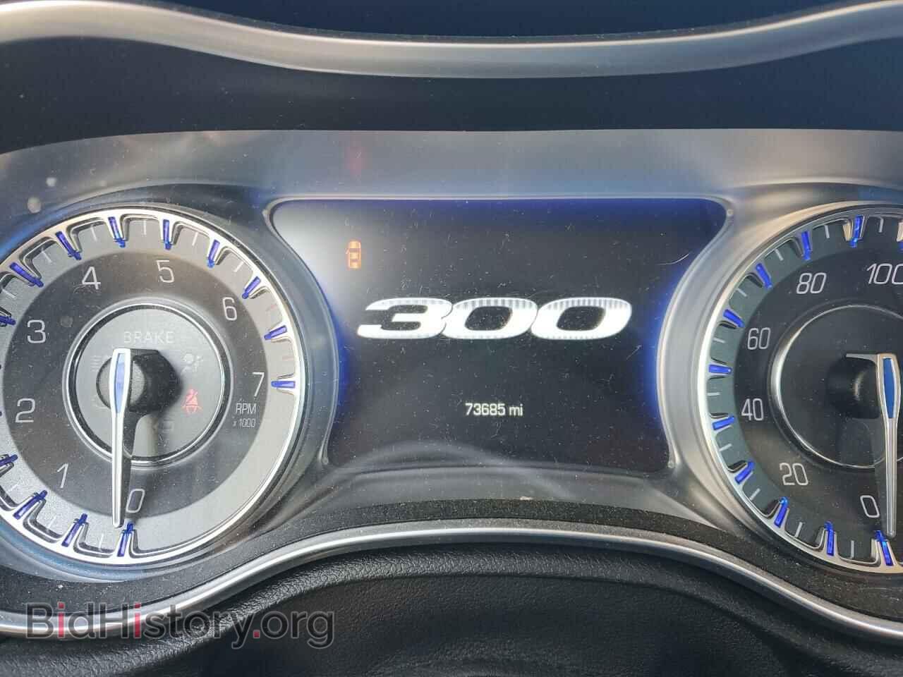 2018 CHRYSLER 300 - VIN: 2C3CCAAG1JH315414 - Фото 9