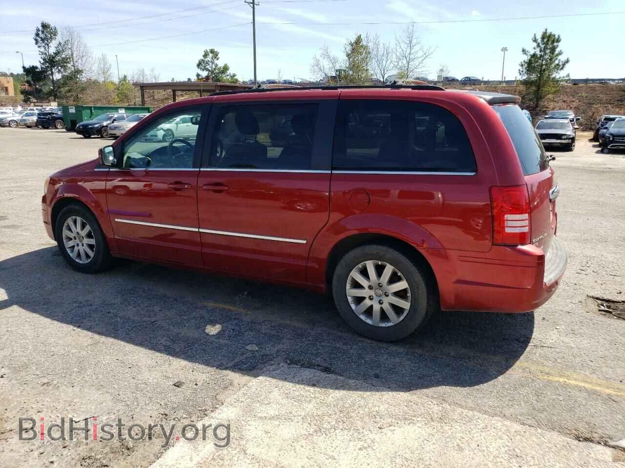 2010 CHRYSLER MINIVAN - VIN: 2A4RR5DX8AR250525 - Фото 2