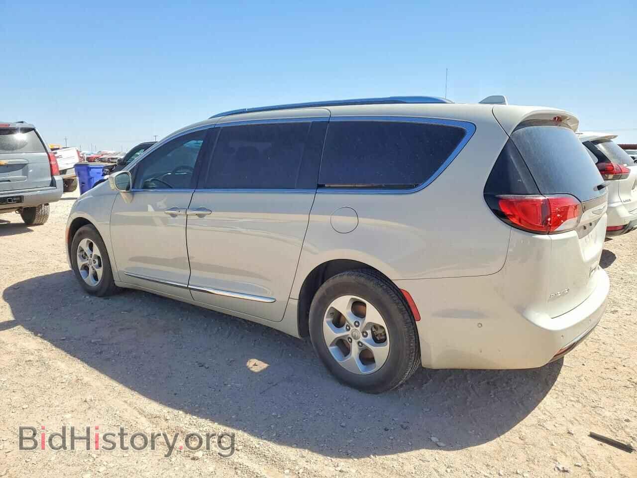 2017 CHRYSLER PACIFICA - VIN: 2C4RC1EG3HR832718 - Фото 2