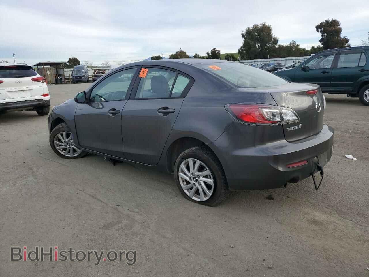 2013 MAZDA 3 - VIN: JM1BL1VP8D1794709 - Фото 2