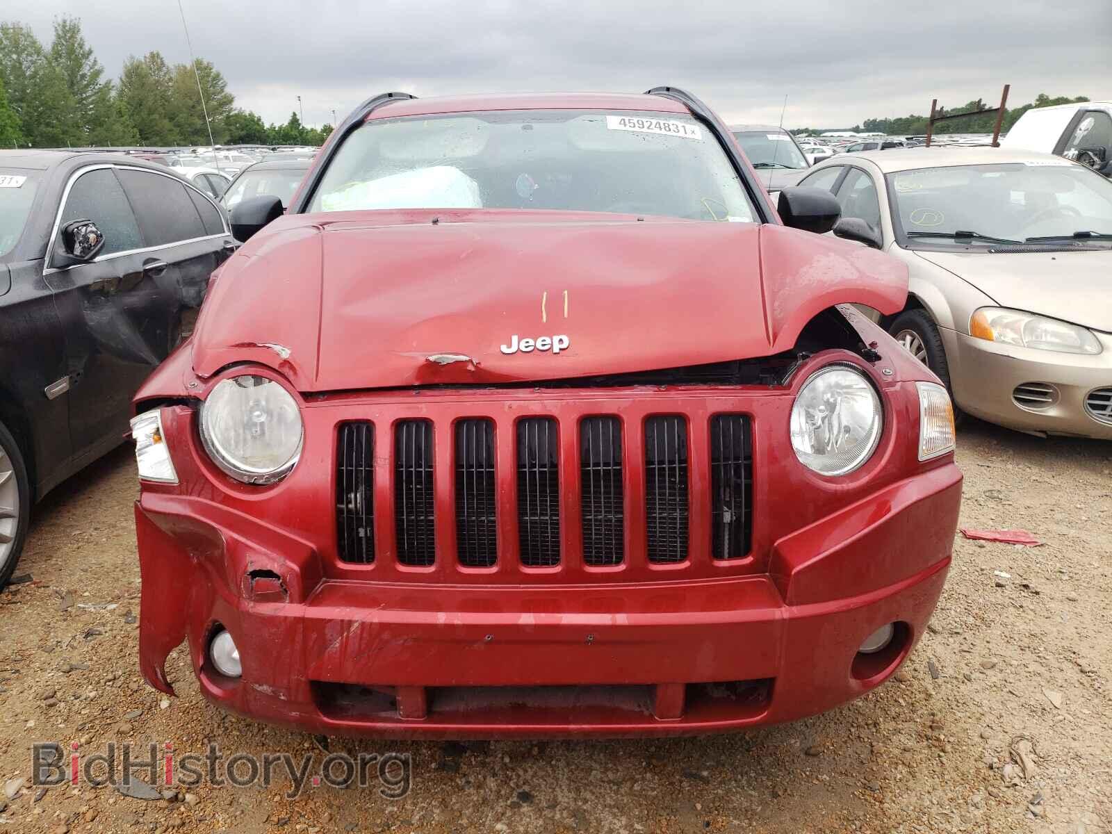 2010 JEEP COMPASS - VIN: 1J4NT4FB2AD504972 - Фото 7