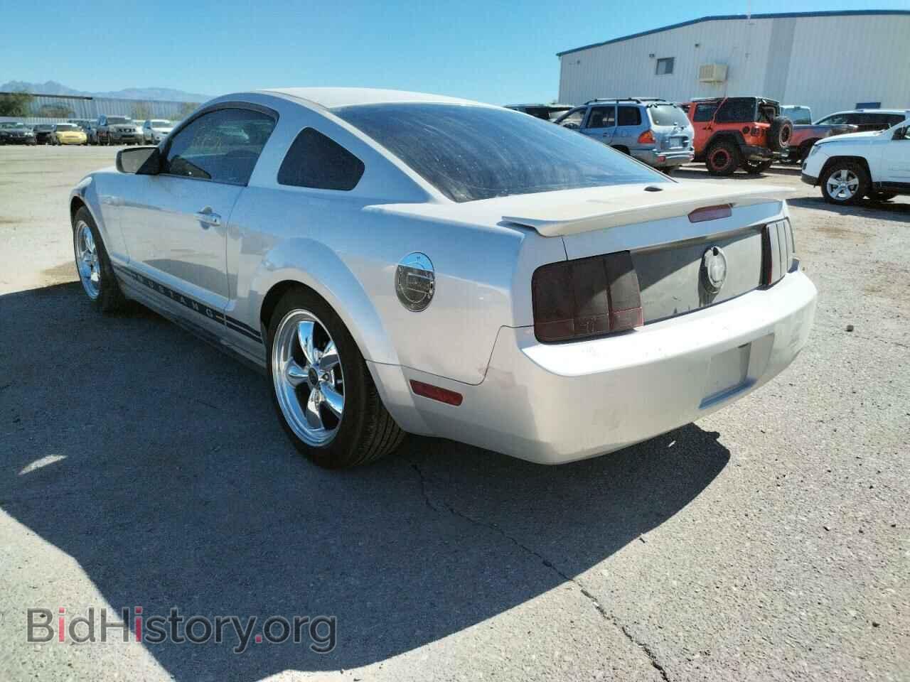2007 FORD MUSTANG - VIN: 1ZVFT80N875326196 - Фото 3