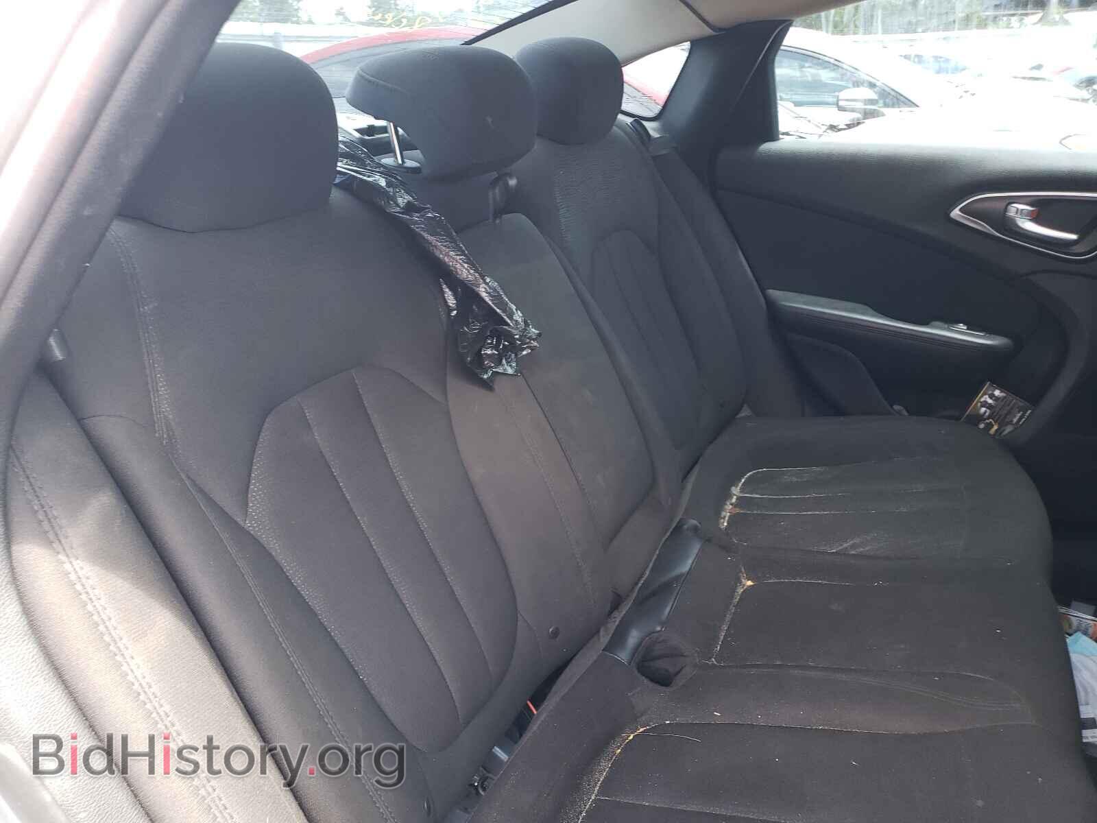 2015 CHRYSLER 200 - VIN: 1C3CCCAB3FN654738 - Фото 6
