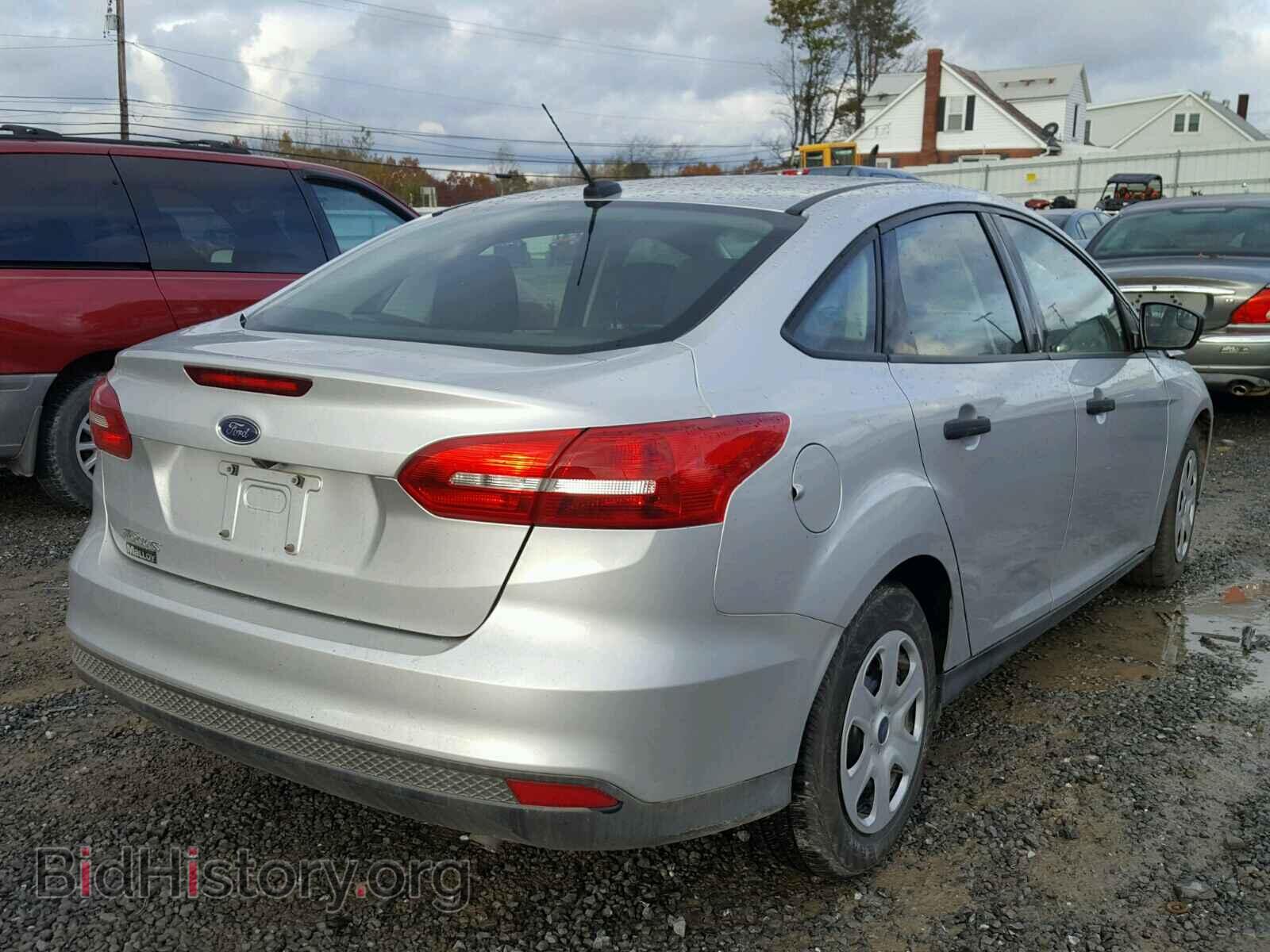 2017 FORD FOCUS - VIN: 1FADP3E24HL323198 - Photo 4