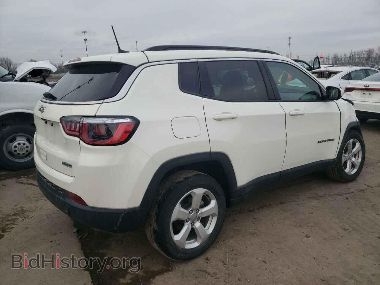2018 JEEP COMPASS - VIN: 3C4NJDBB8JT253015 - Фото 3