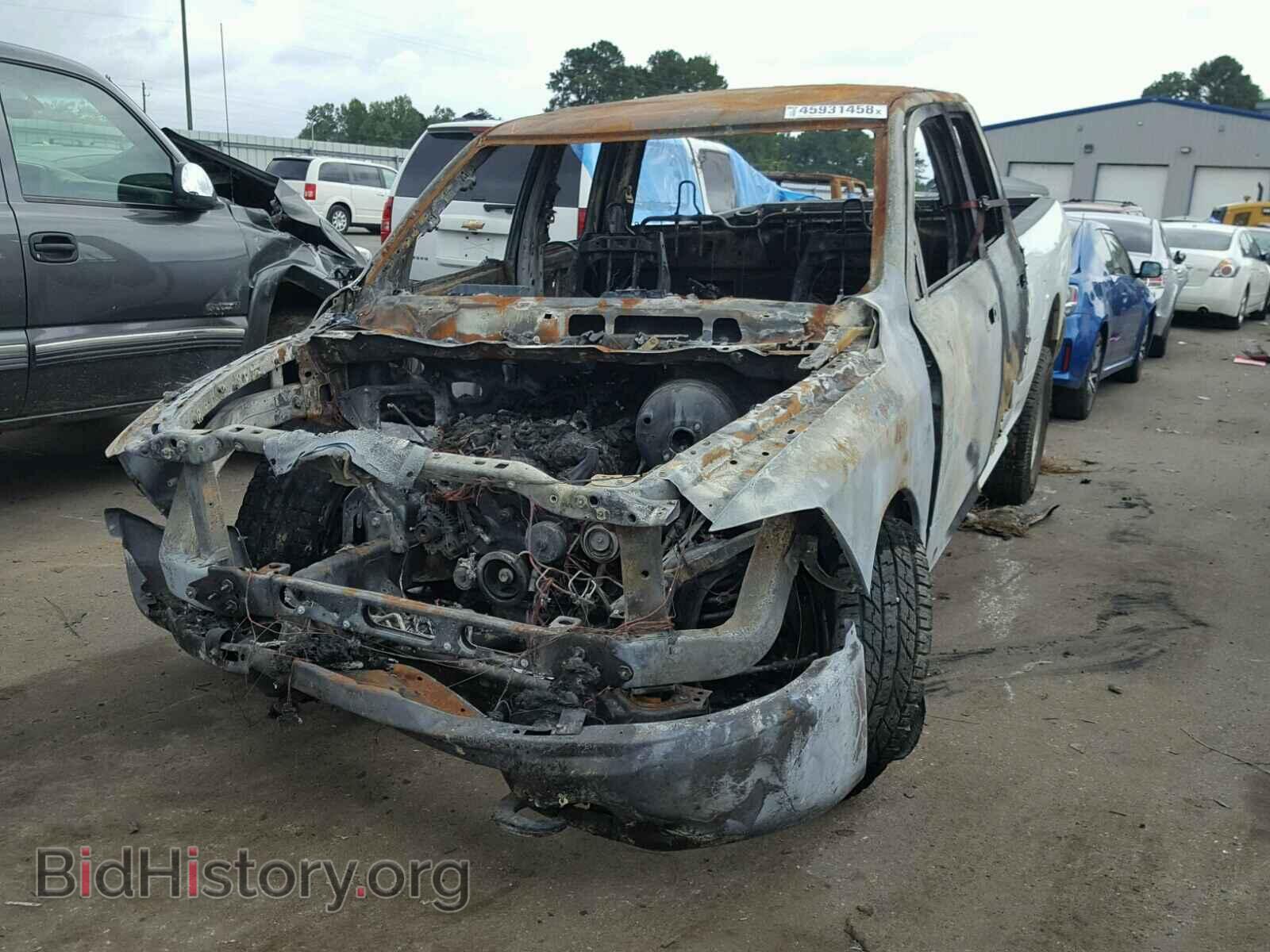 2018 RAM 1500 ST - VIN: 1C6RR7FG4JS329100 - Фото 2