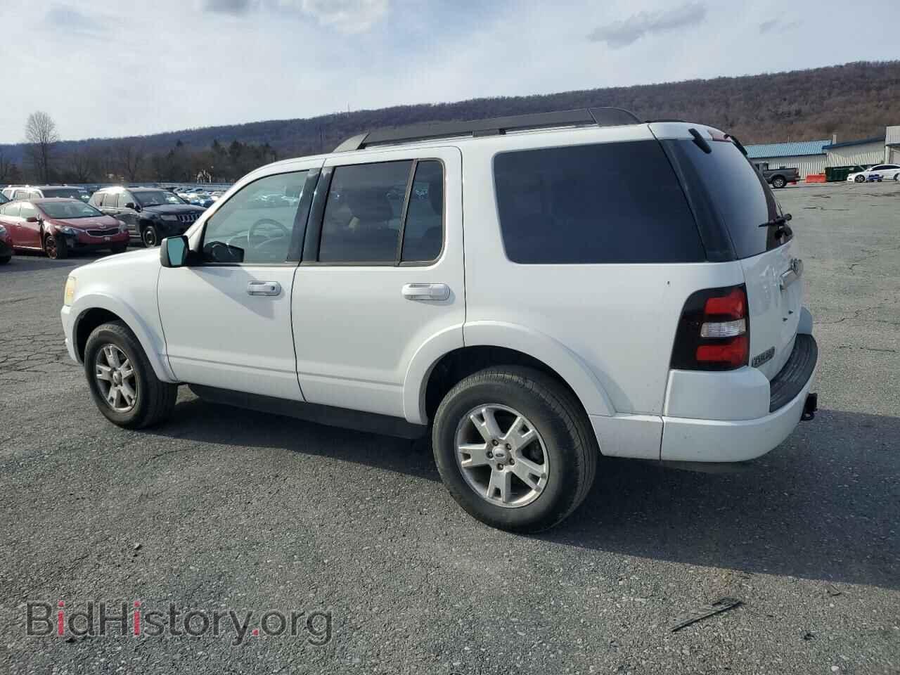 2010 FORD EXPLORER - VIN: 1FMEU7DE5AUA64808 - Photo 2