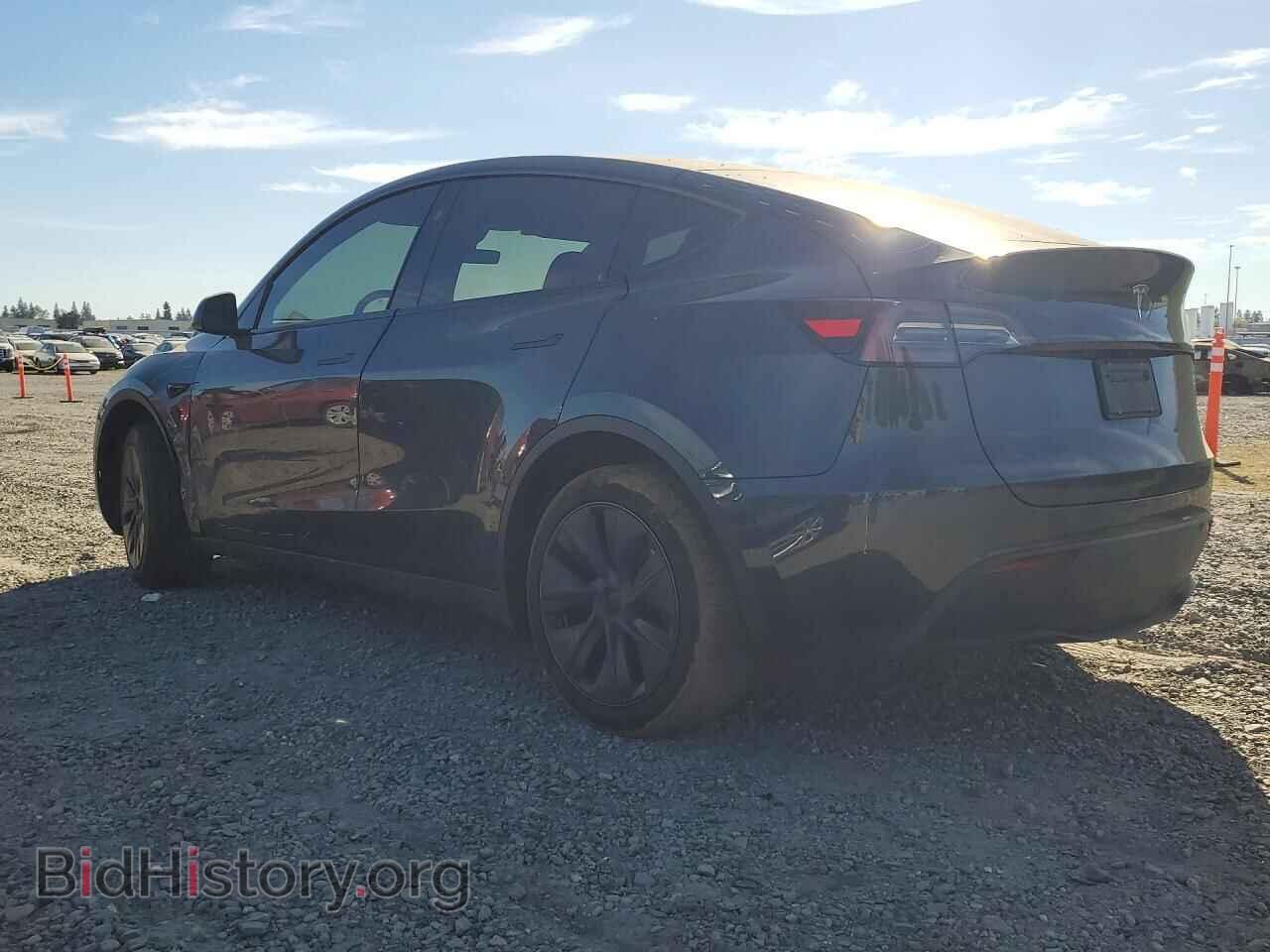 2024 TESLA MODEL Y - VIN: 7SAYGDEDXRF166321 - Photo 2