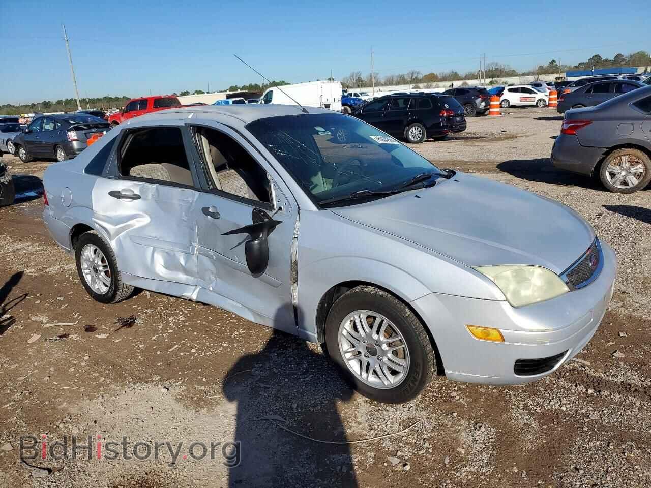 2007 FORD FOCUS - VIN: 1FAFP34NX7W154158 - Фото 4